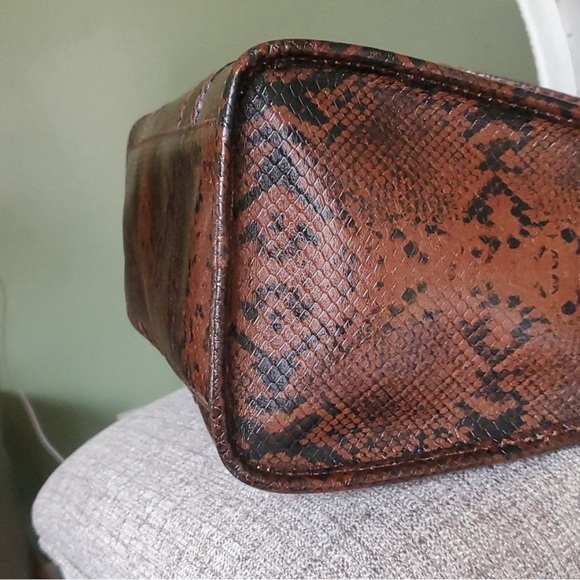 NWT Frye Melissa Satchel Snake Embossed Leather Crossbody - Picture 2 of 8